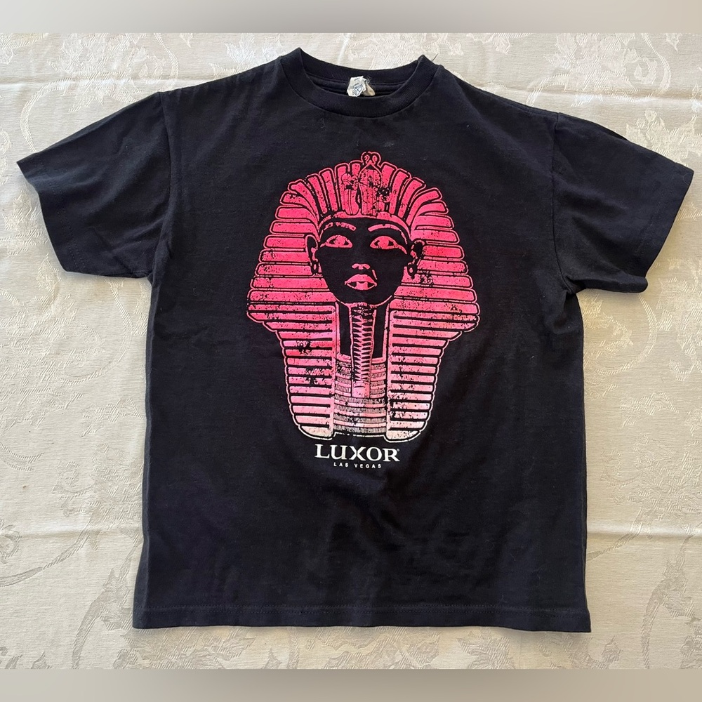 Women’s baby tee Luxor Las Vegas